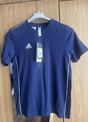 Футболка чоловіча adidas