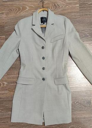 Удлиненный приталенный женский жакет-пиджак светло-серого цвета шерсть+полиэстр