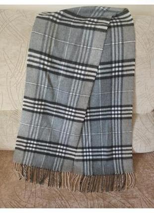 Дуже гарний шарф у клітинку