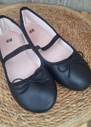 Балетки h&m чорні шкірозамінник розмір 33 нові