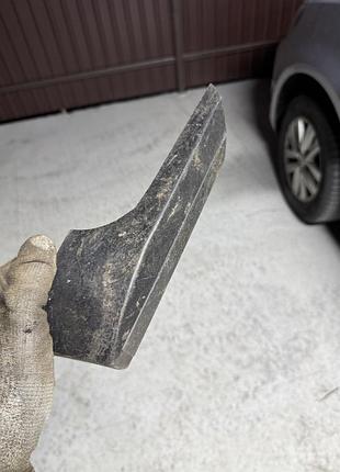 Ікло бампера автомобіля ваз жигули ваз 2106 ідеал срср