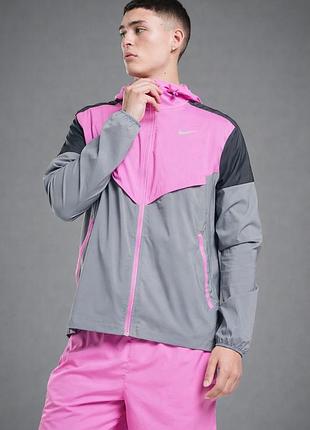 Чоловіча вітровка nike windrunner оригінал легка куртка nike мужская ветровка nike windrunner оригинал легкая куртка nike