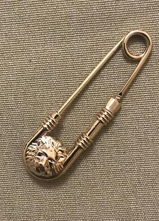 Брошка шпилька