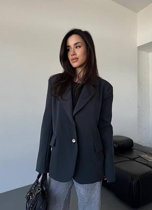 Жіночий класичний оверсайз піджак з костюмної тканини на підкладці