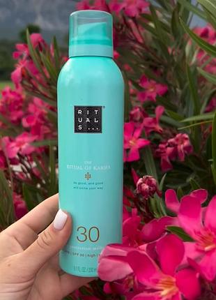 Сонцезахисний спрей rituals karma spf 30