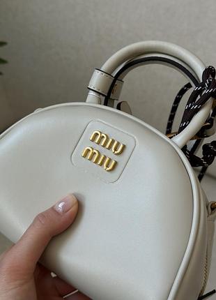 Сумка миу leather top-handle míu bag white 4