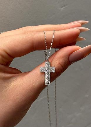 Срібний хрестик з муасанітами люкс