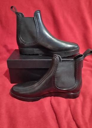 Гумові чобітки , челсі
