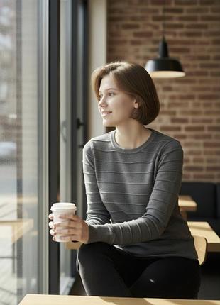 Женский джемпер с содержанием шерсти