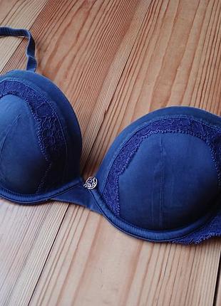Бюстгальтер жіночий чашка 70 b  темно фіолетового кольору