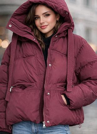 Жіноча куртка