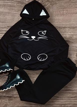 Костюм спортивный легкий весна