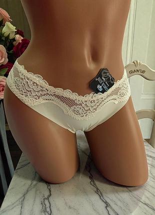Жіночі трусики бразиліани  coeur joie бєж