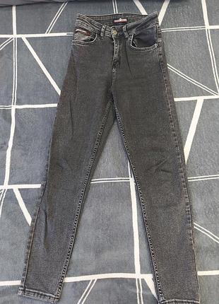Джинсы женские, джинсы для девушек, джинсы мом.(на размер 46)