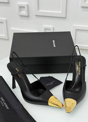 Босоніжки / слінгбеки