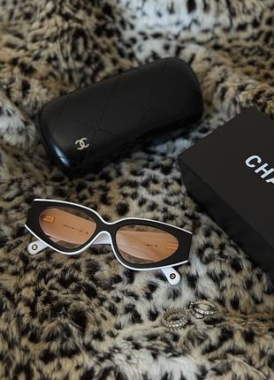 Трендові чорно-білі окуляри в стилі chanel / люкс якість / нові