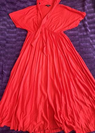 Сукня червона