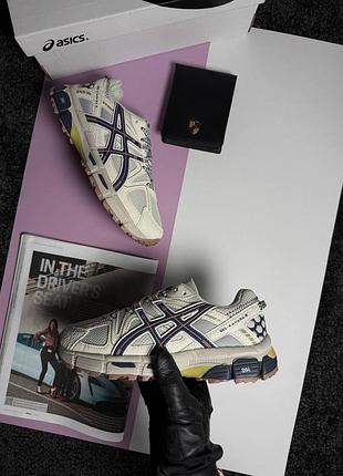 Белые женские кросовки для спорта