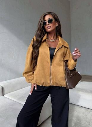 Стильный бомбер замшевый