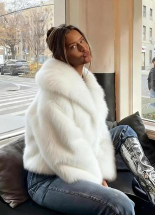 Шуба белая женская короткая шубка