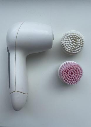 Електрична щітка для обличчя braun