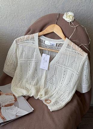 Вʼязана кофтинка