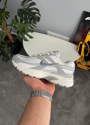 Женские кроссовки nike initiator white grey blue