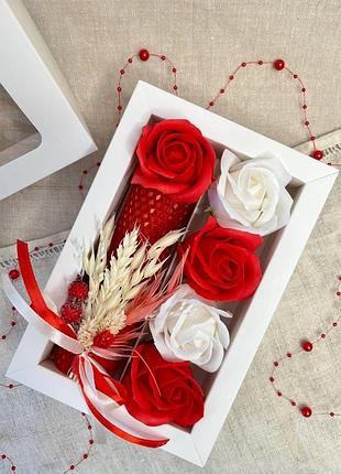 Подарочный набор с розами, подарок для девушки, оригинальный подарок