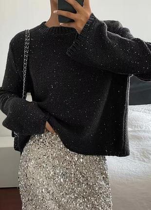 Жіночий светр з паєтками - l
