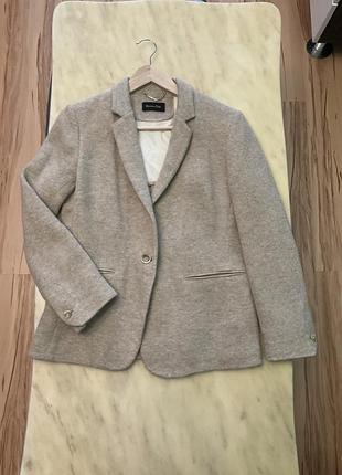 Пиджак теплый