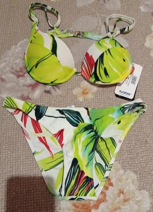 Яркий купальрик lorin