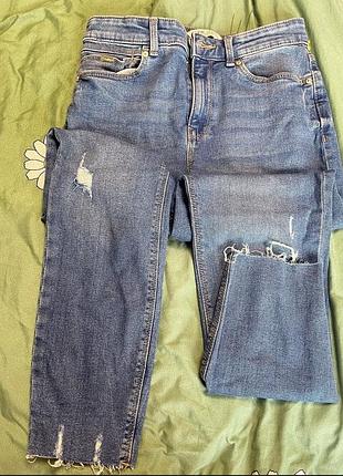 Жіночі джинси