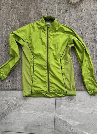 Вітровка salomon