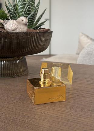 Shiseido zen паріумована вода