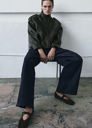 Замшевые балетки с пряжкой