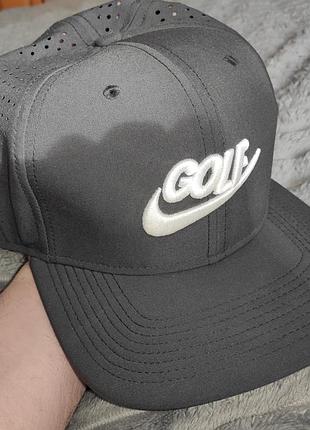 Стильна оригінал фірмова кепка бейсболка nike aerobill snapback golf cap.
