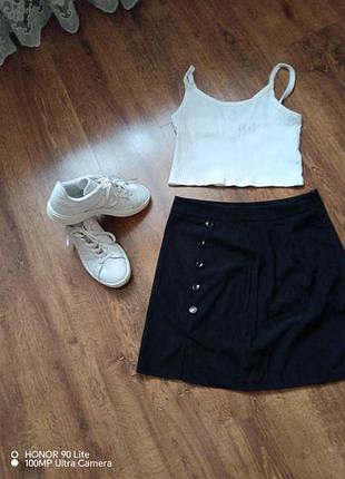 Женская юбка с разрезом