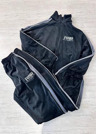 Спортивний костюм на хлопчика