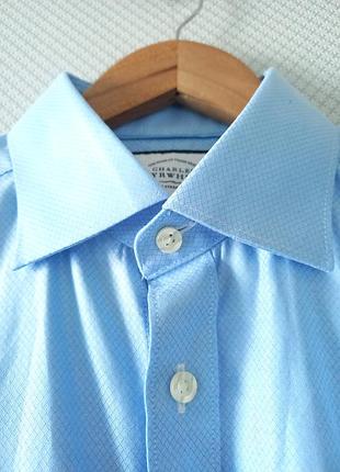 Голубая рубашка