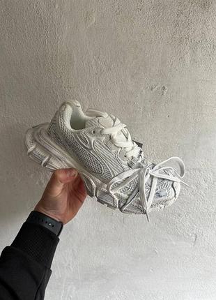 Брендові кросівки