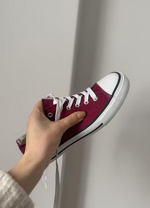 Вишневые кеды graceland