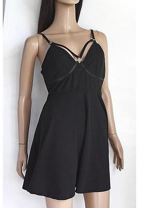 Очень крутое платье с лямочками romwe