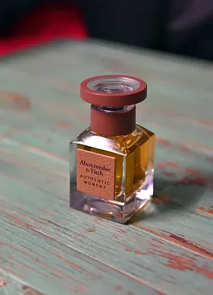 Туалетна вода abercrombie &amp; fitch authentic moment men 30 мл