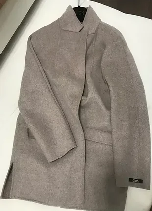 Невероятное новое шерстяное итальянское пальто