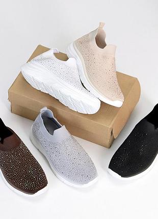 Жіночі кросівки стрази