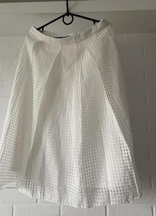Біла спідниця міді 3