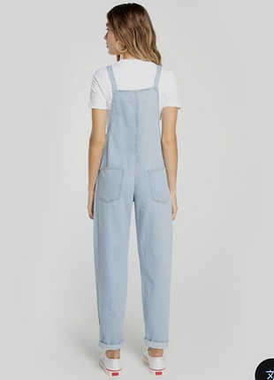 Джинсовый комбинезон новый с биркой