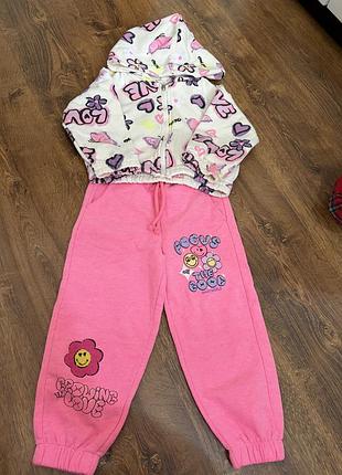 Костюми для дівчинки