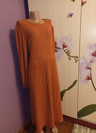 Фірмова сукня в ідеалі!!!