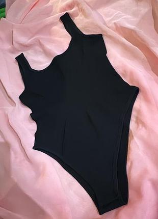 Боді втягуюче